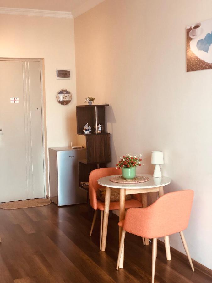 Nako Home Batoemi Buitenkant foto