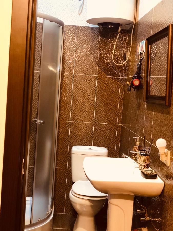 Nako Home Batoemi Buitenkant foto