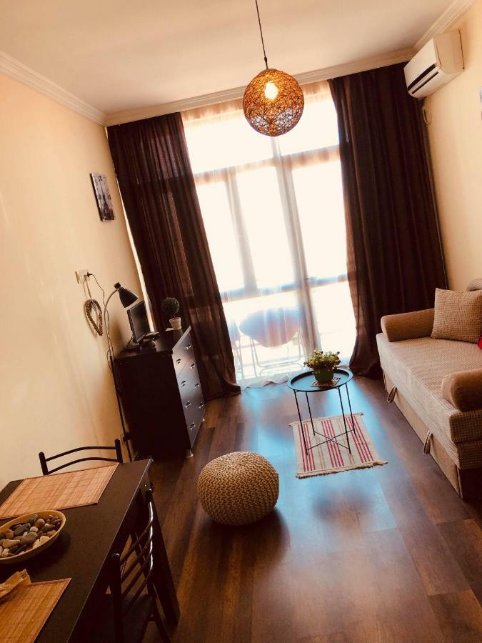 Nako Home Batoemi Buitenkant foto